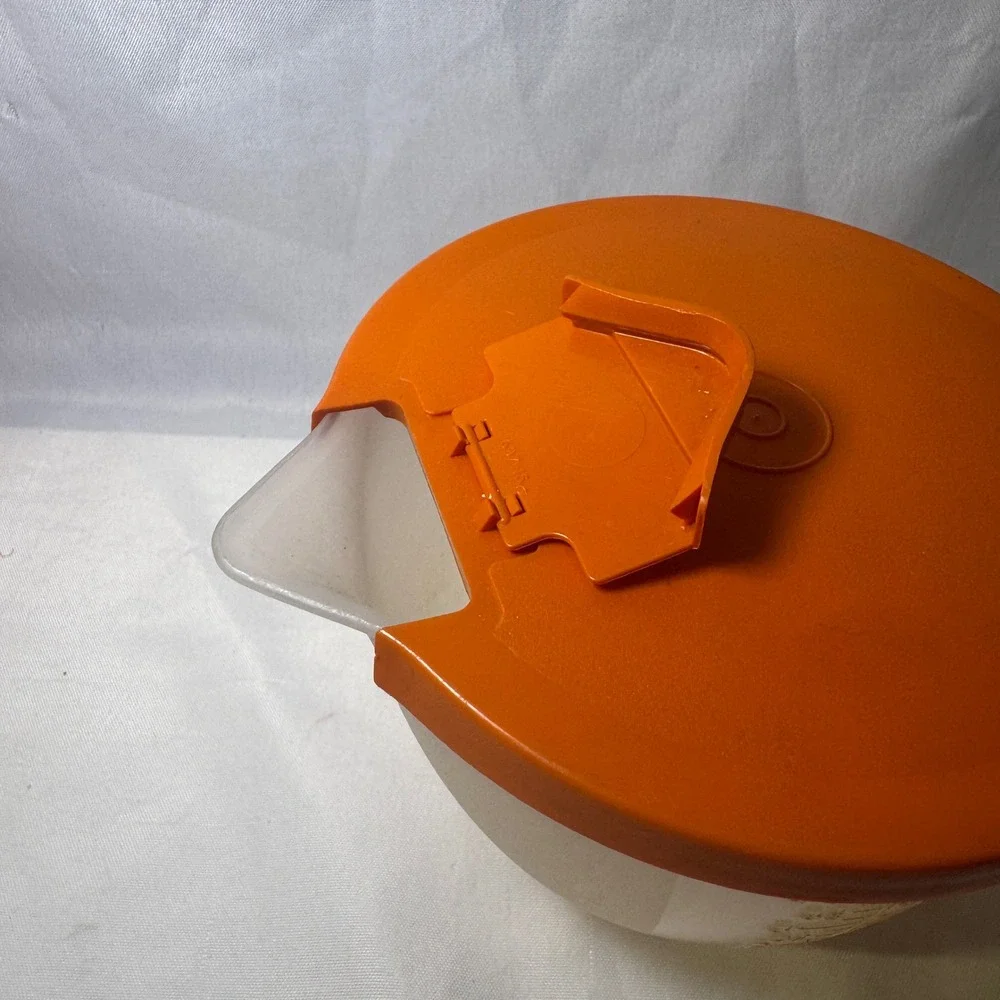 Vintage Tupperware Mix-N-Stor 4 Cup Measuring Pitcher Orange Lid 1 Liter 32 oz